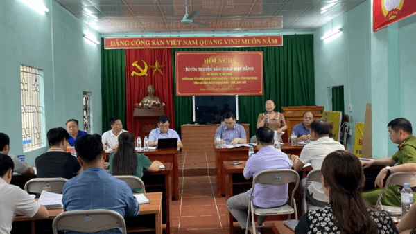 Hội nghị tuyên truyền bàn giao mặt bằng Dự án đầu tư xây dựng tuyến cao tốc Đồng Đăng - Trà Lĩnh trên địa bàn huyện Tràng Định