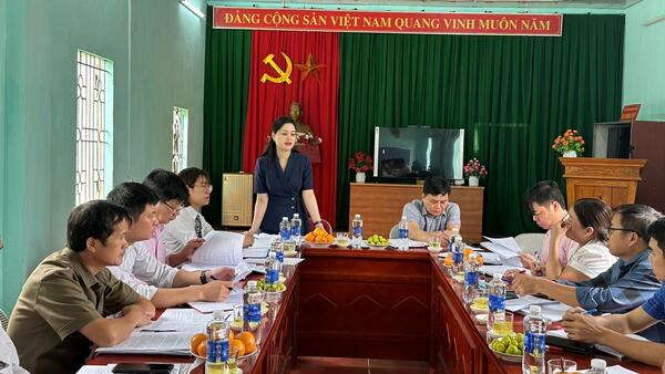 Ban đại diện Hội đồng quản trị Ngân hàng Chính sách xã hội tỉnh Kiểm tra, giám sát công tác thực hiện tín dụng chính sách tại huyện Tràng Định.